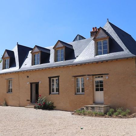 Le Plessis Aux Oiseaux Hotell Saint-Fort Exteriör bild
